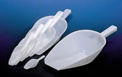 CUCHARON BASE PLANA (PEBD) 350ML