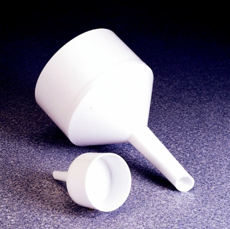 EMBUDO BUCHNER PLASTICO PP 150MM